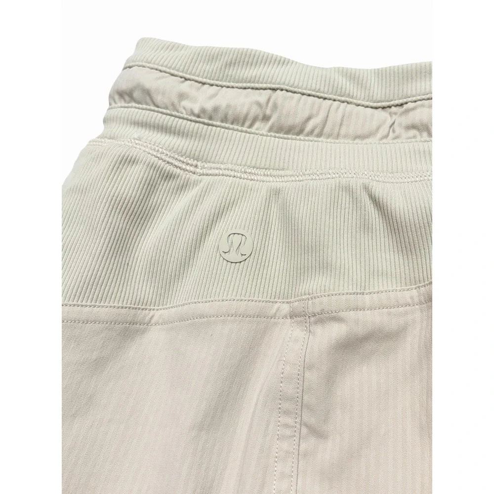 Lululemon‎ Dance Studio High-Rise Short 3.5
